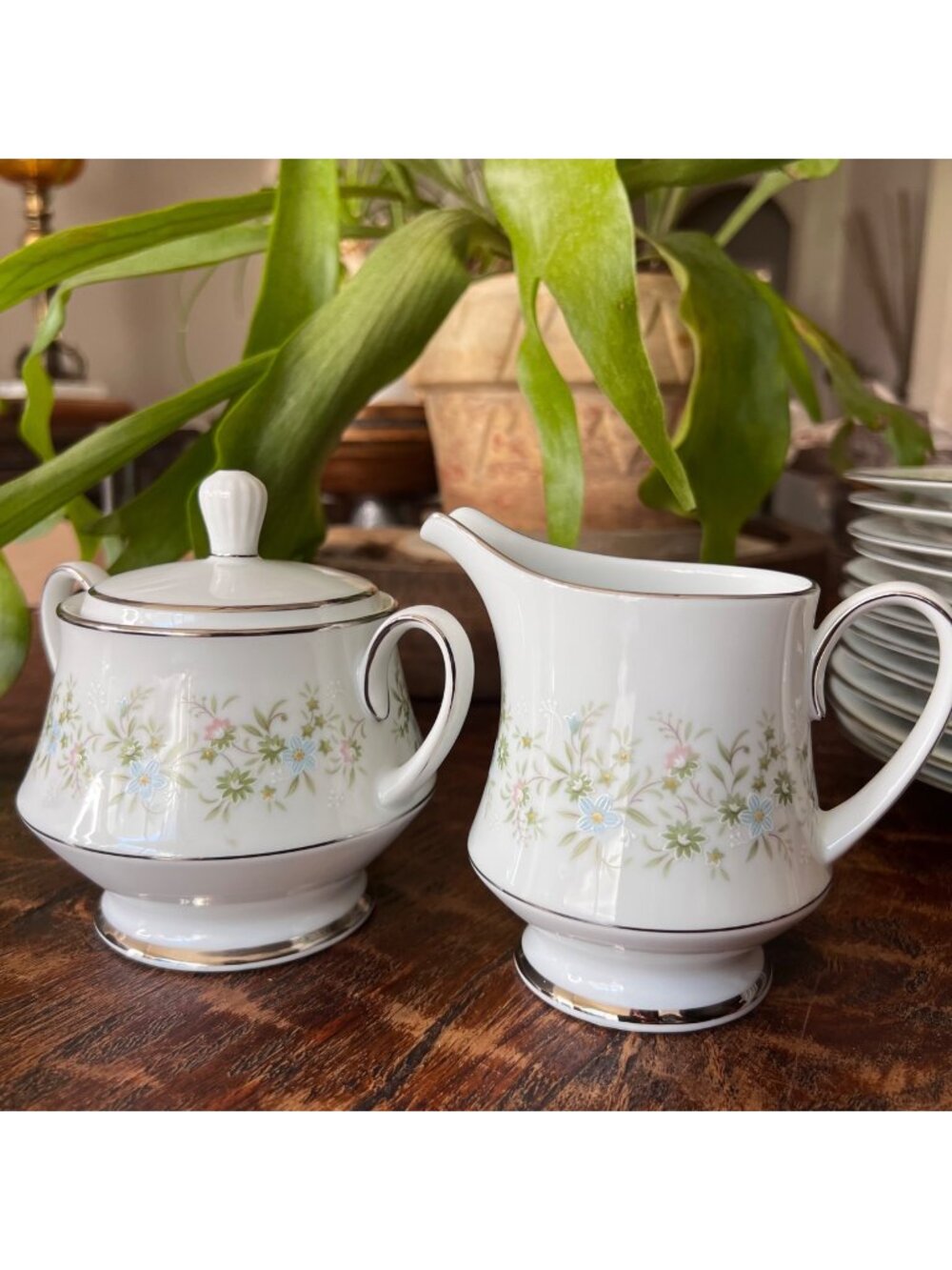 Noritake China Savannah 2031 Cream & Sugar Set With Platinum Trim